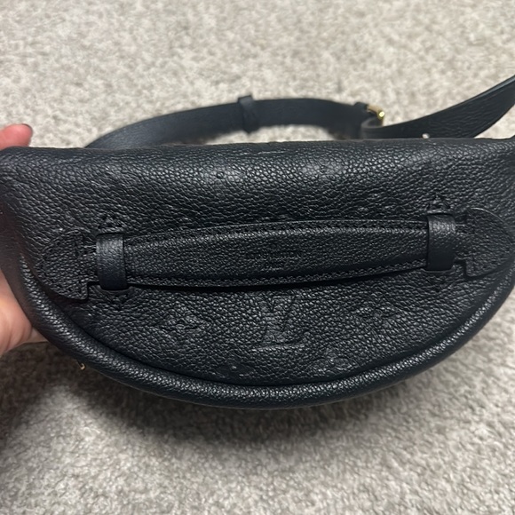Louis Vuitton Empreinte Black Bumbag. Like new - Picture 2 of 5